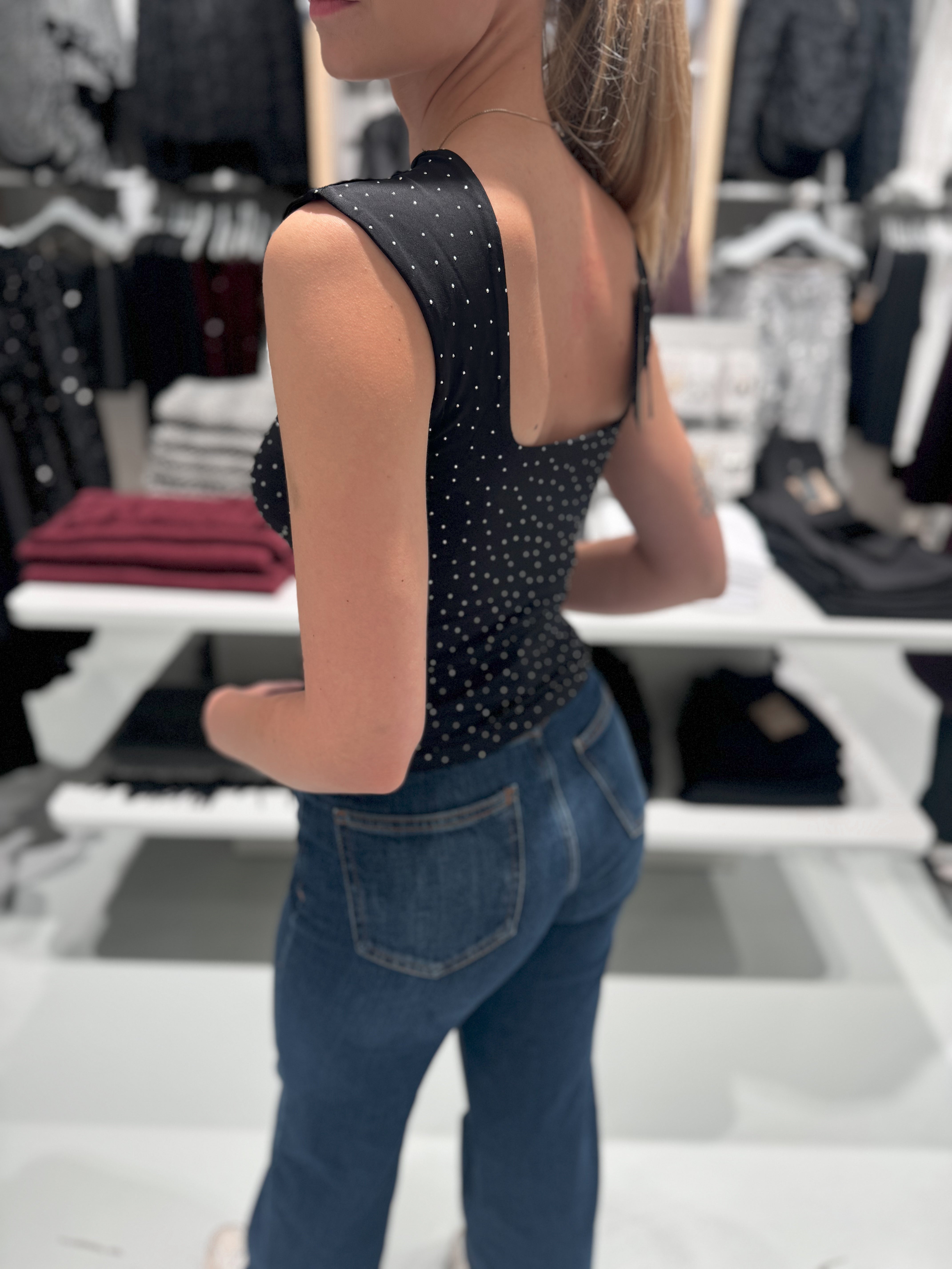 VMNATA Top - Black